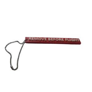 REMOVE BEFORE FLIGHT מחזיק מפתחות